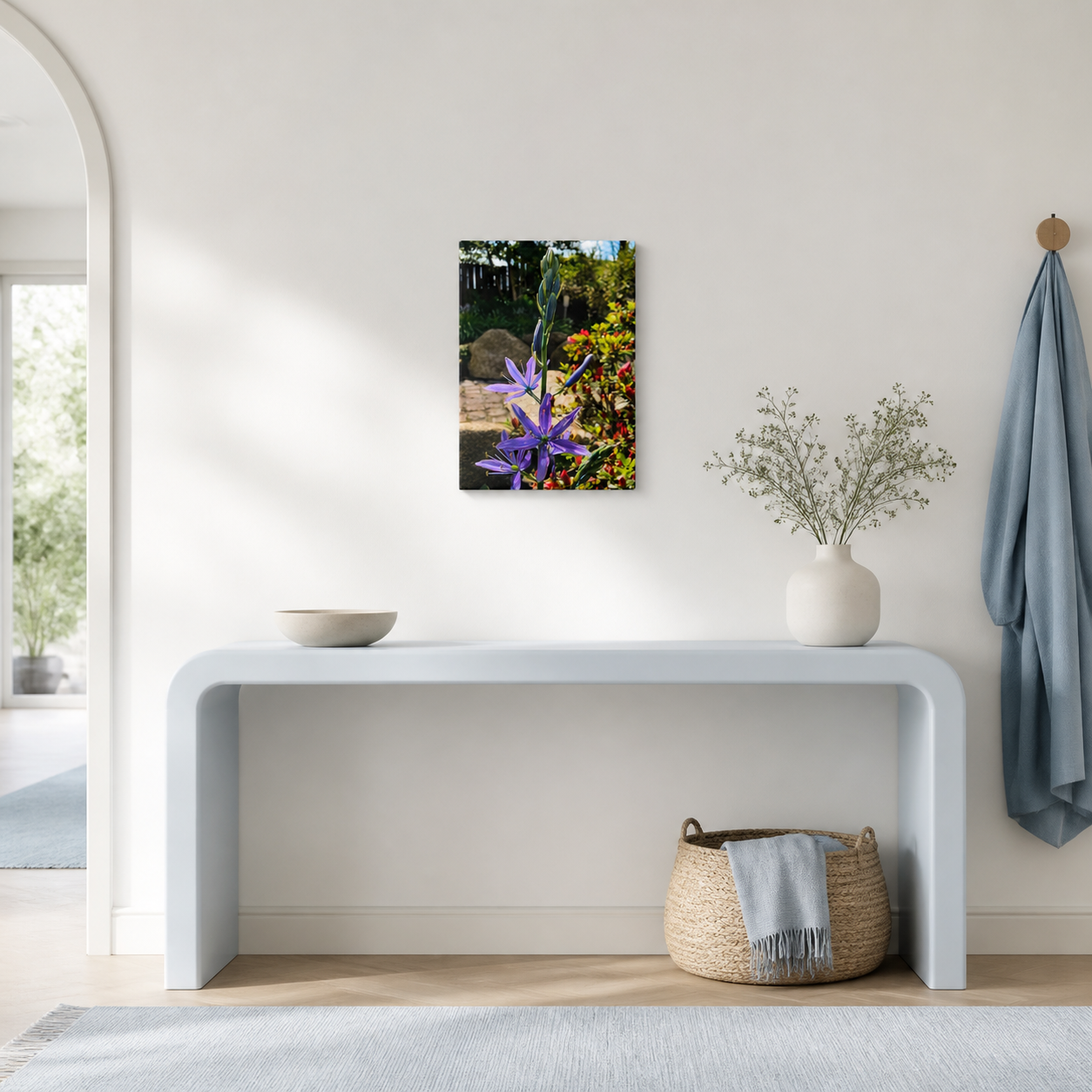 Lavender Bloom wanddecoratie 20×30 cm in een lichte entree, schaalindicatie