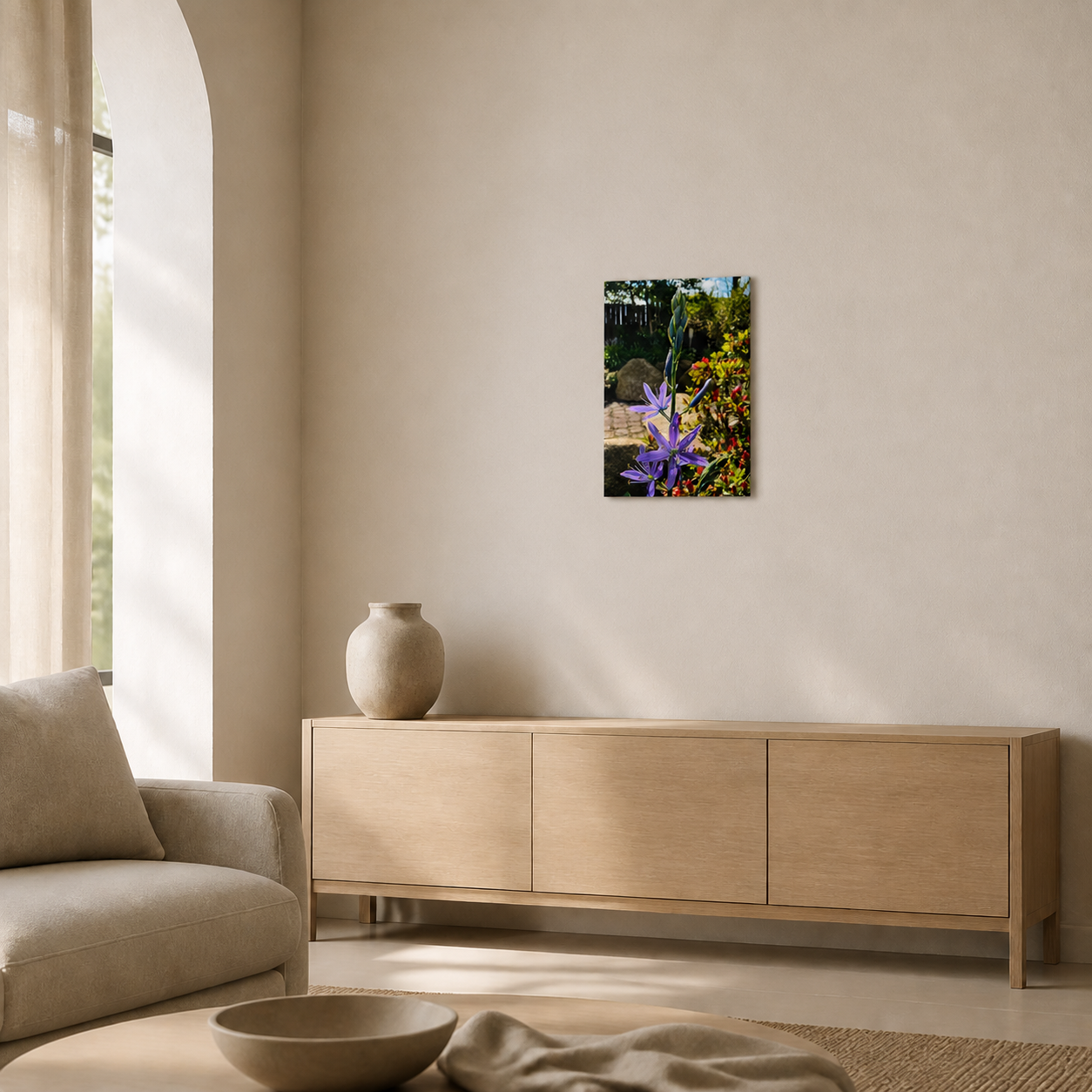 Lavender Bloom wanddecoratie 20×30 cm in een woonkamer, schaalindicatie
